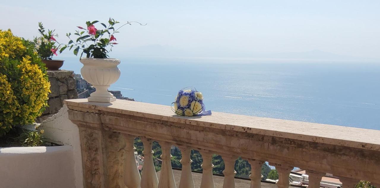 La Villa Di Enzo Casa Vacanze Con Vista Mare Amalfi Kültér fotó
